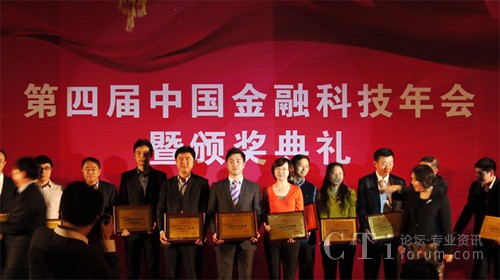 Ӣ��Ӎ�Ƽ��ڱ����C�����ϲ�@����(y��u)���Q����������